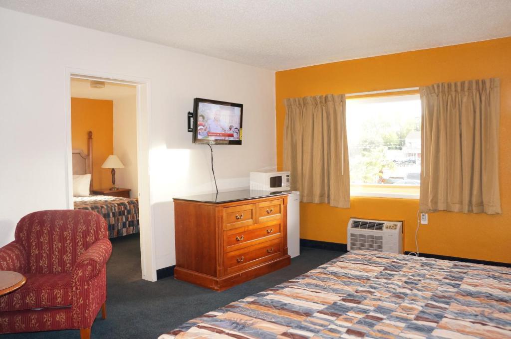 Classic Inn Red Bluff Bagian luar foto